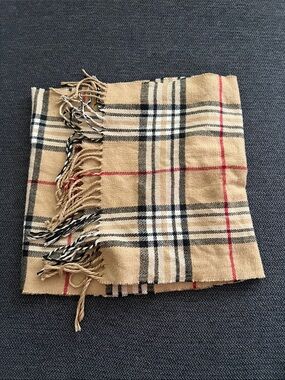 Vintage Burberry Cashmere Plaid Scarf in Camel and Black